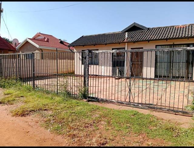 4 BEDROOM PROPERTY TO RENT IN VOSLOORUS EXT 7
